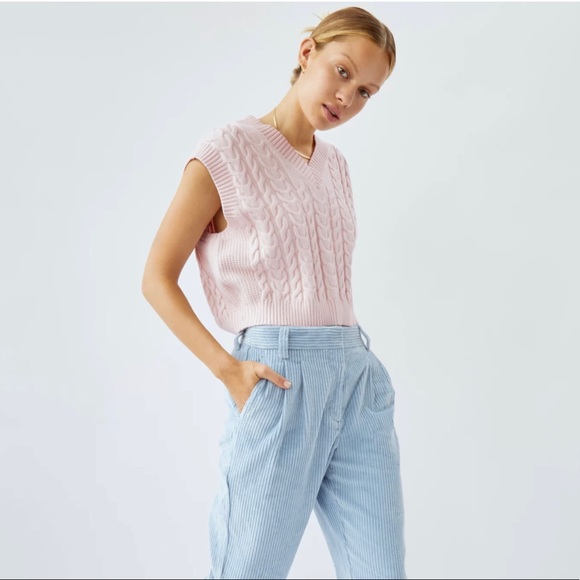 XXS - Sunday Best - Cropped Sweater Vest - Picture 1 of 5